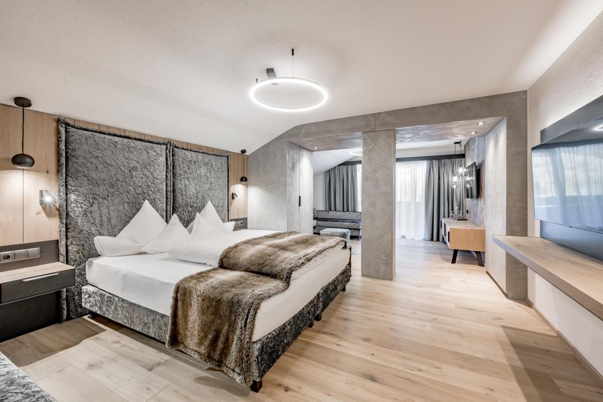 Hotel Grauer Baer Сьолден Екстериор снимка