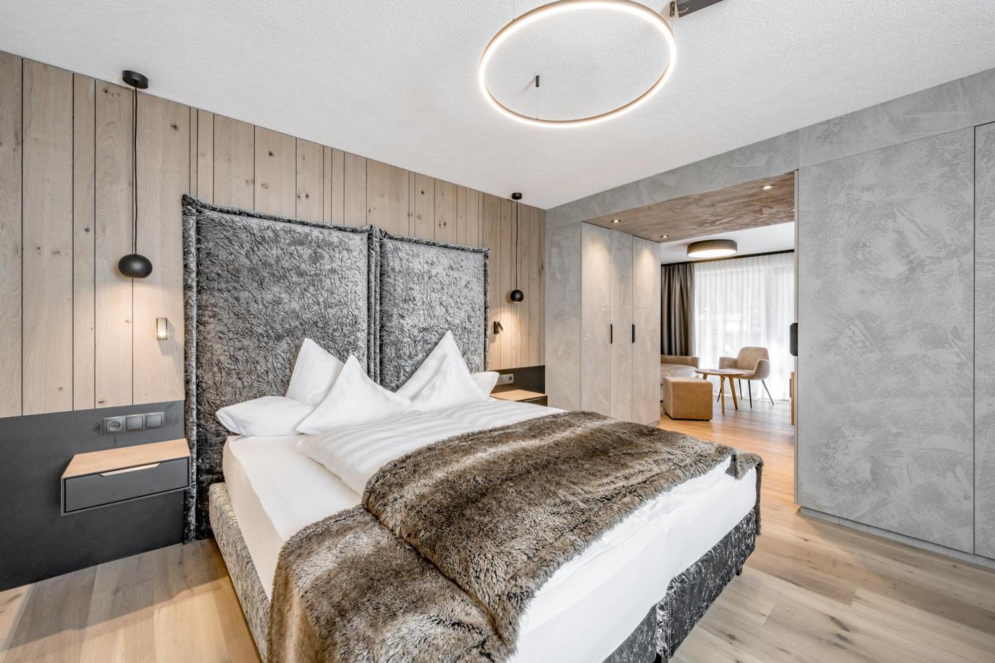 Hotel Grauer Baer Сьолден Екстериор снимка