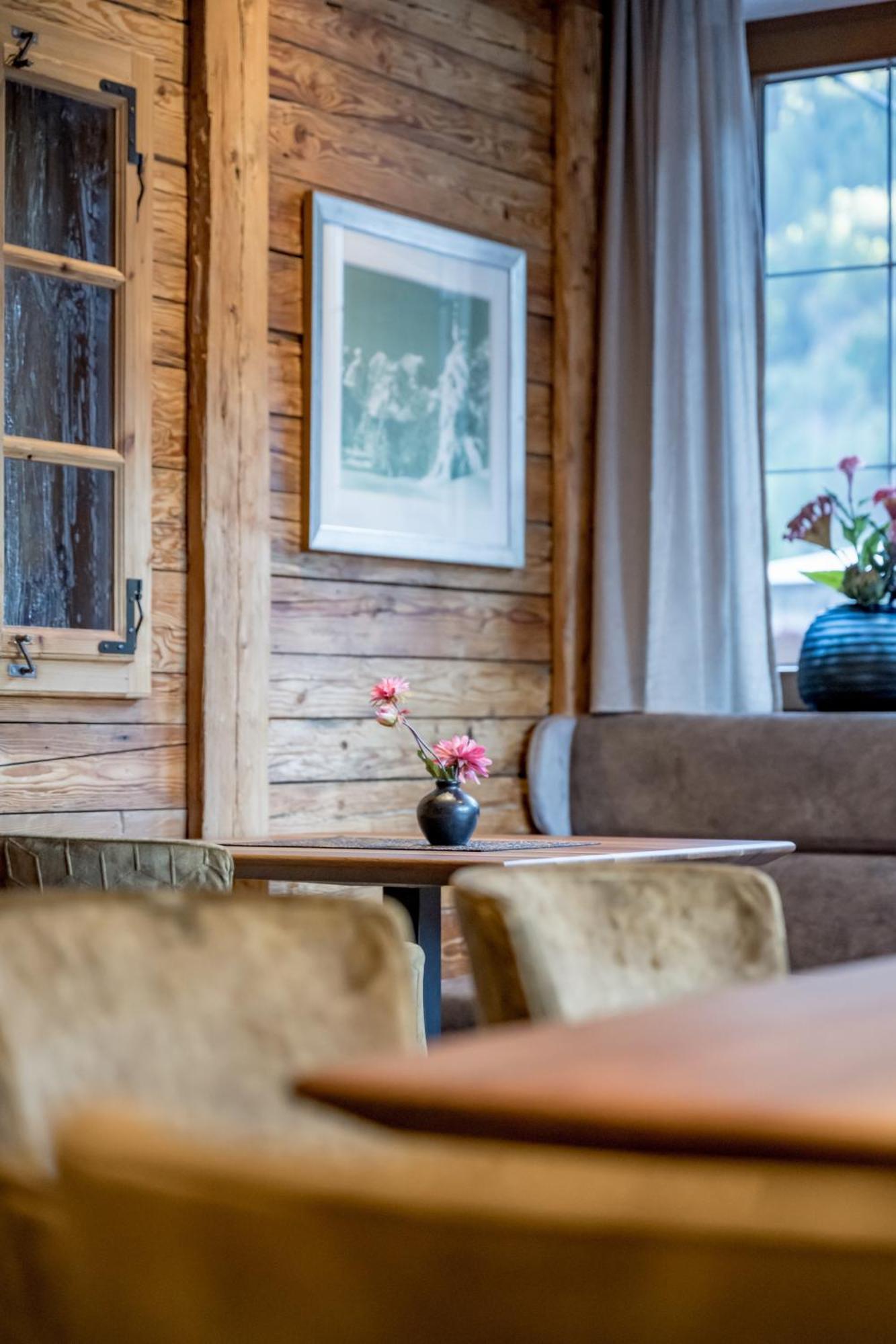 Hotel Grauer Baer Сьолден Екстериор снимка